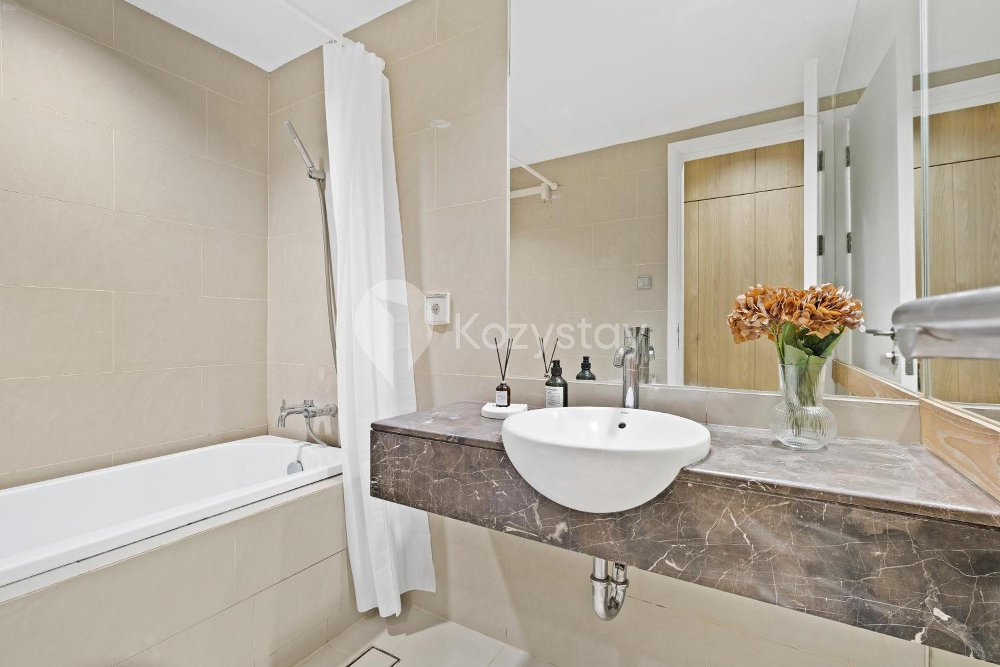 Vesta By Kozystay - Gandaria Apartemen